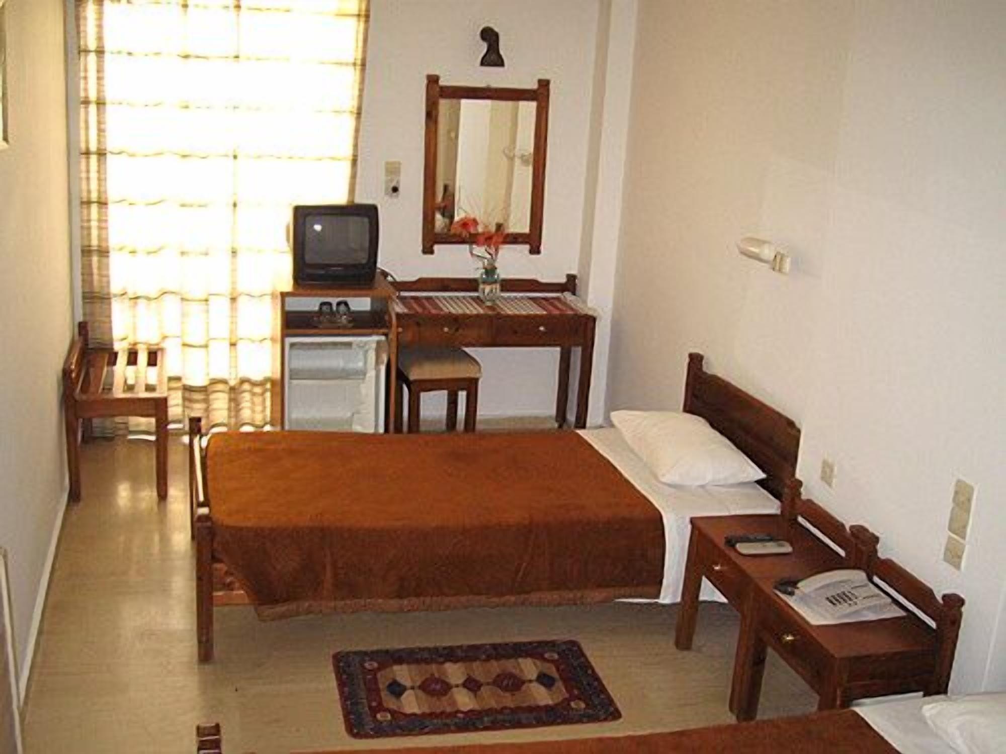 Ágios Nikólaos Doxa Hotel מראה חיצוני תמונה
