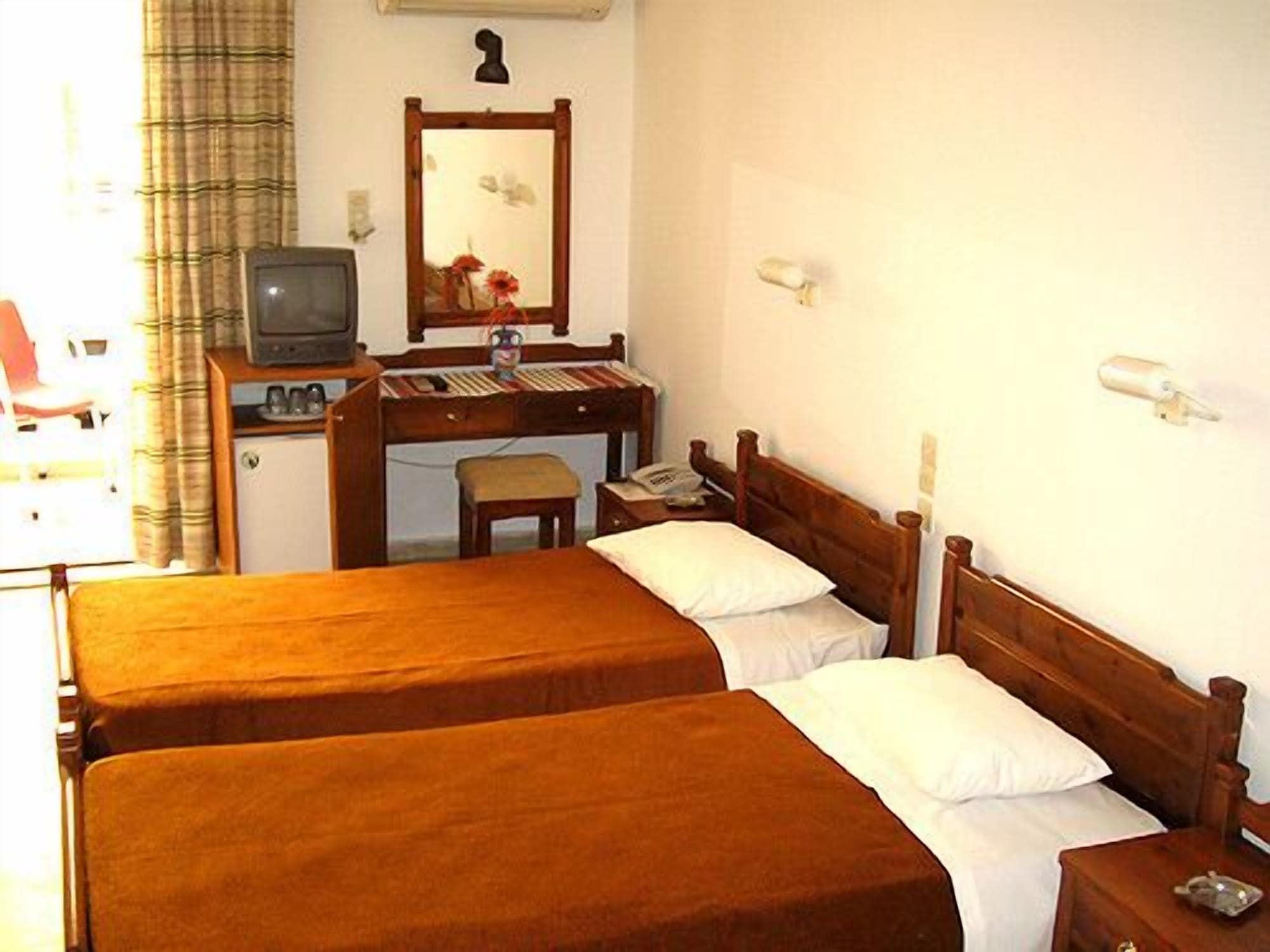 Ágios Nikólaos Doxa Hotel מראה חיצוני תמונה